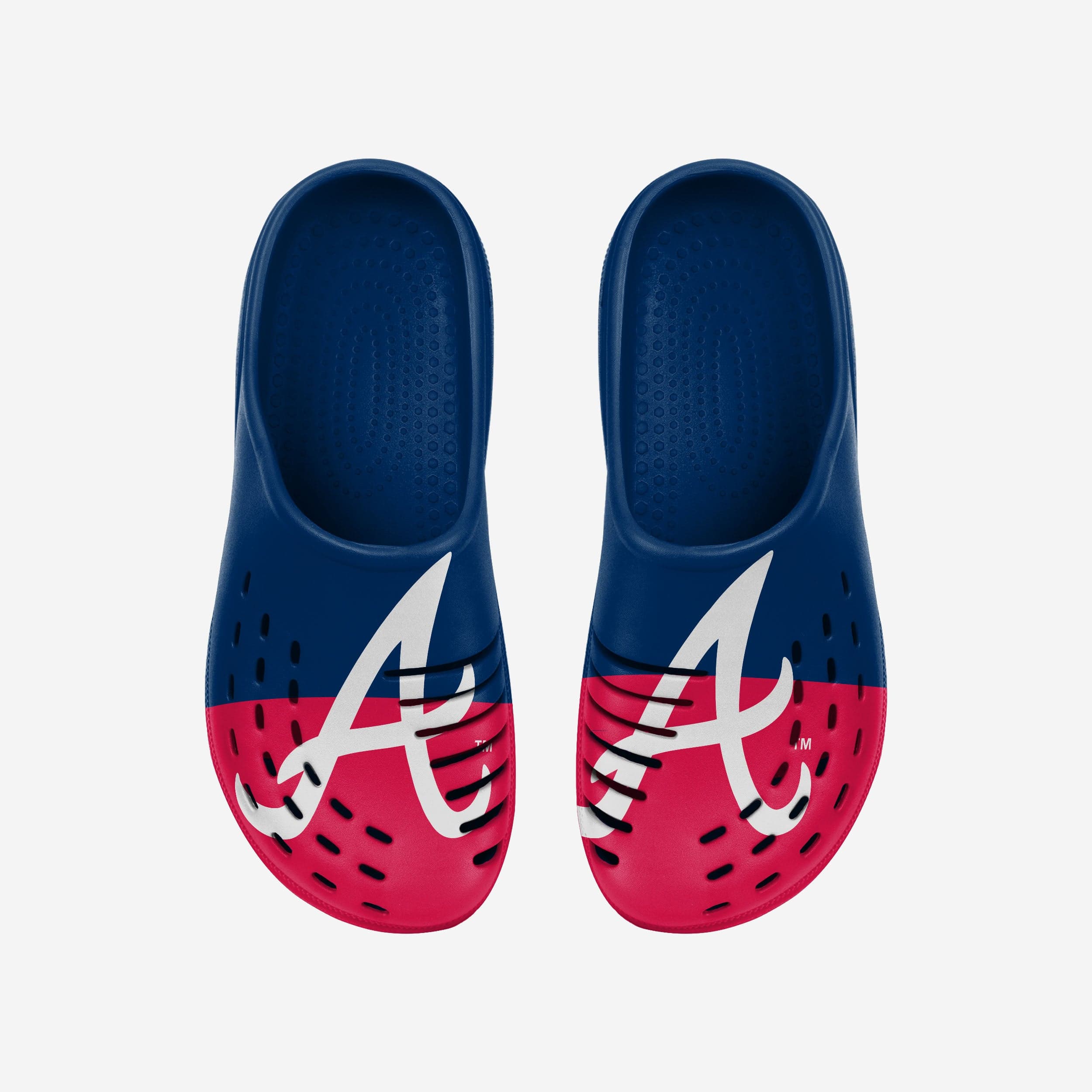 Stylish Atlanta Braves Men's Colorblock Big Logo Clogs - Cheer in Style!