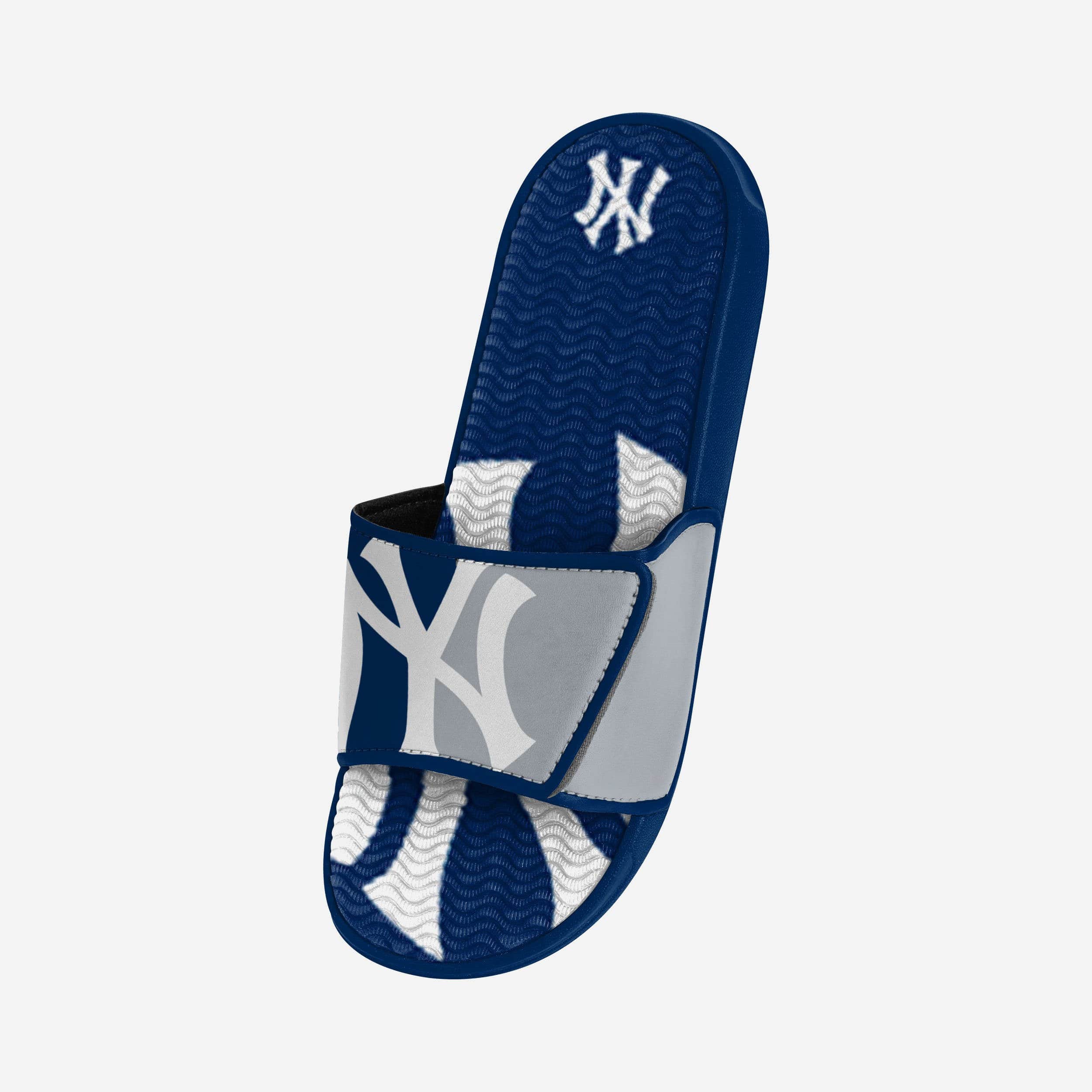 New York Yankees Bold Colorblock Gel Slides: Big Logo Style
