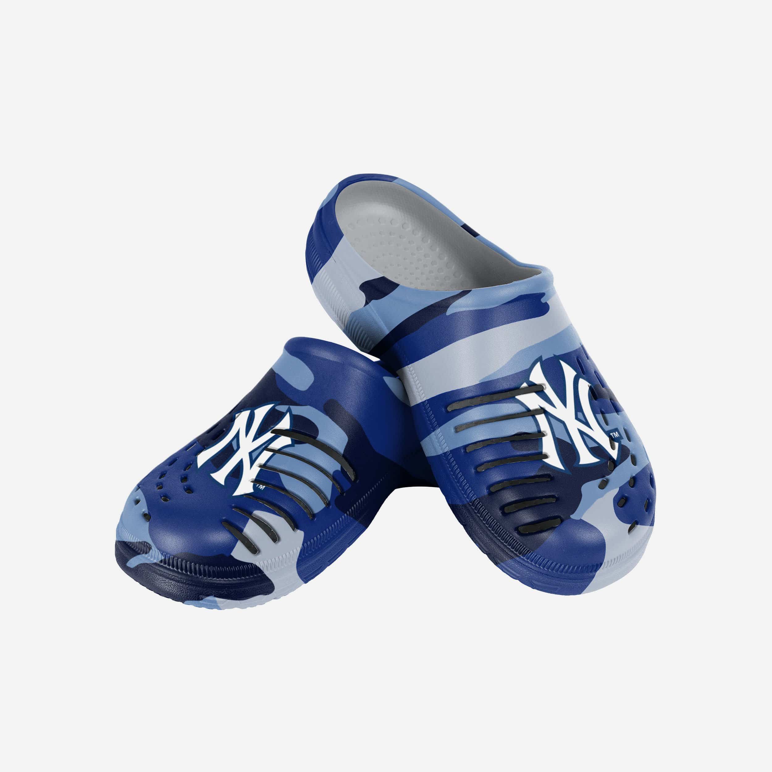 New York Yankees Tonal Camo Clogs - Show Your Fandom!