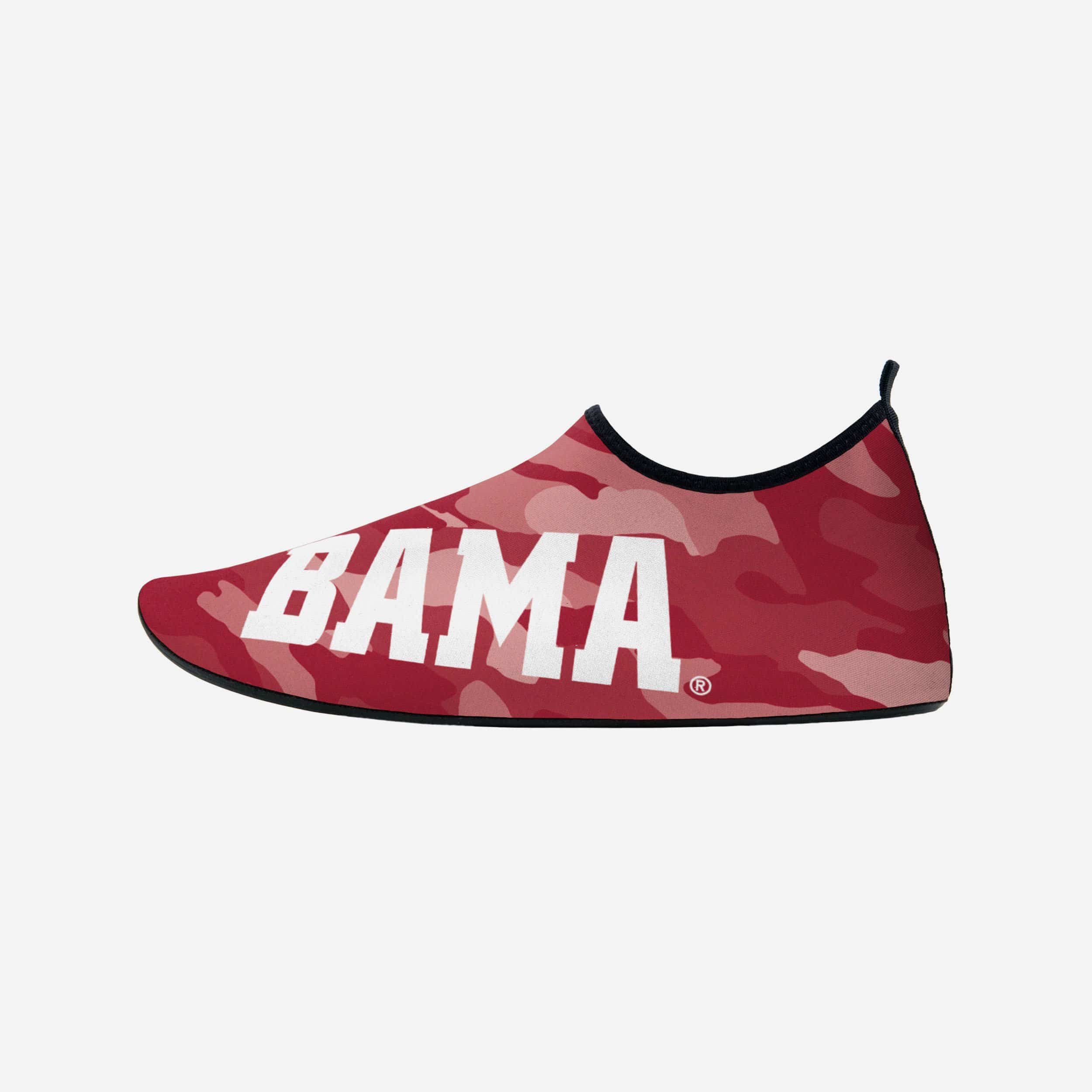 Alabama Crimson Tide Men's Camo Water Shoes - The Ultimate Beach Essential