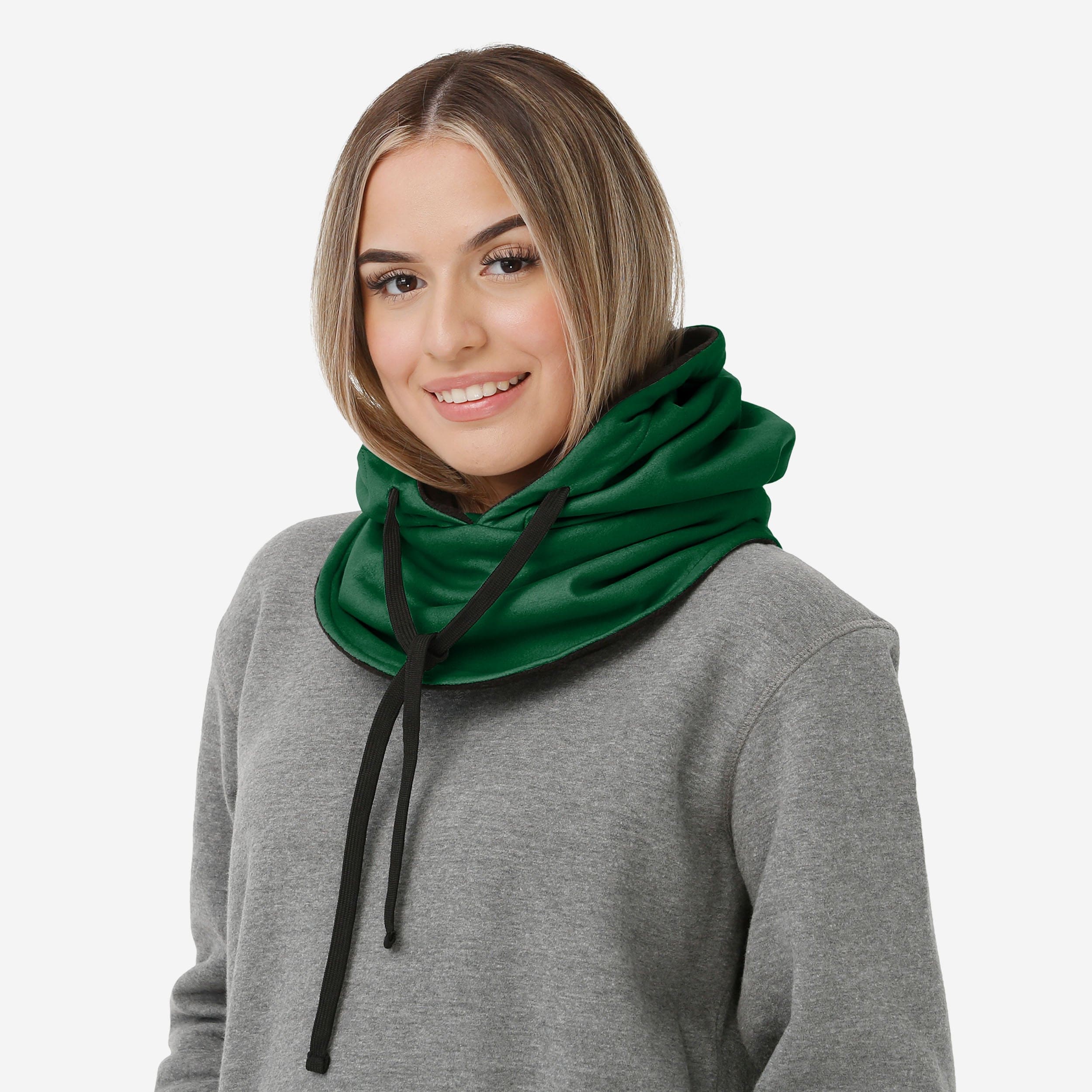 Green Bay Packers Retro Drawstring Hooded Gaiter - A Must-Have for Fans!