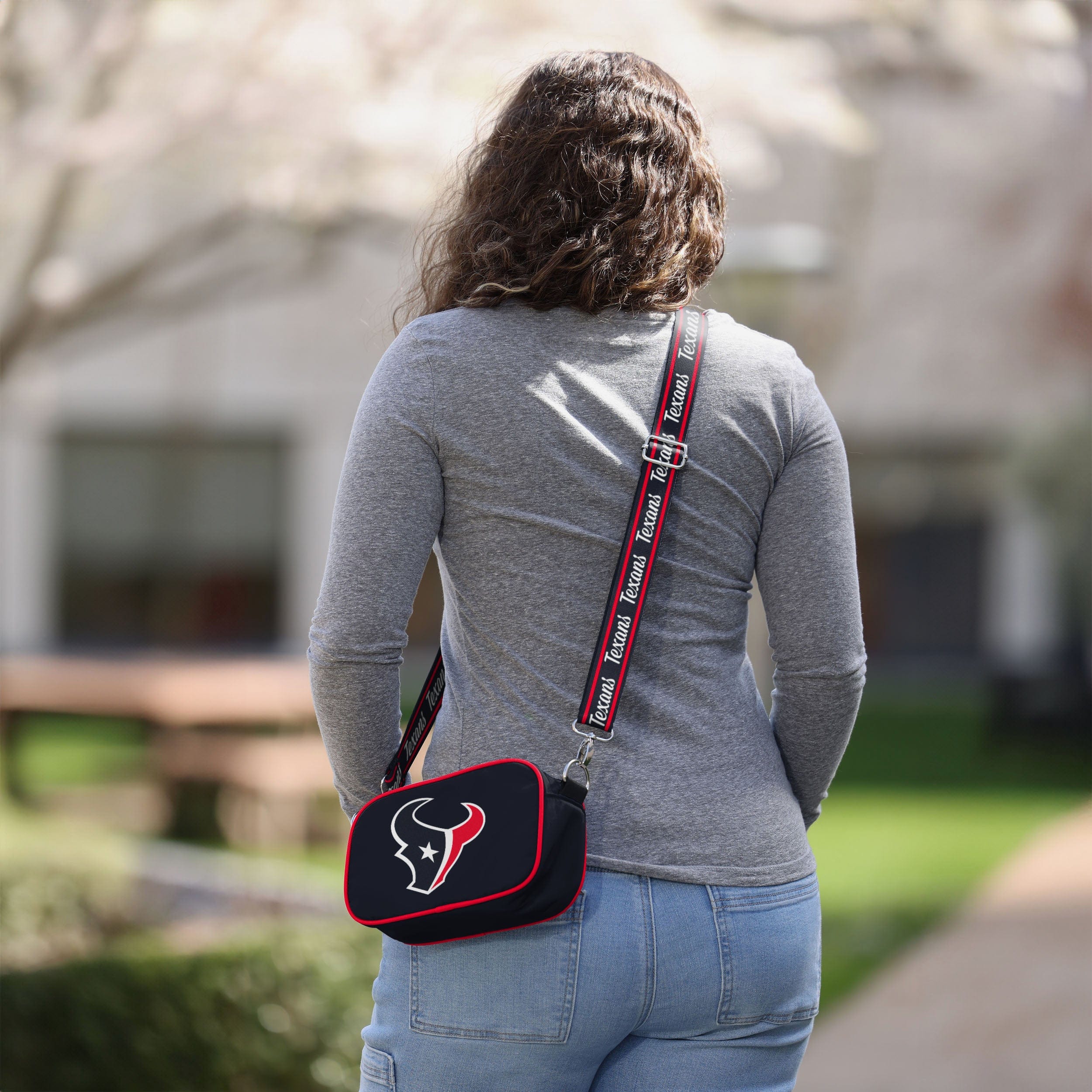 Exciting Houston Texans Team Logo Crossbody Bag