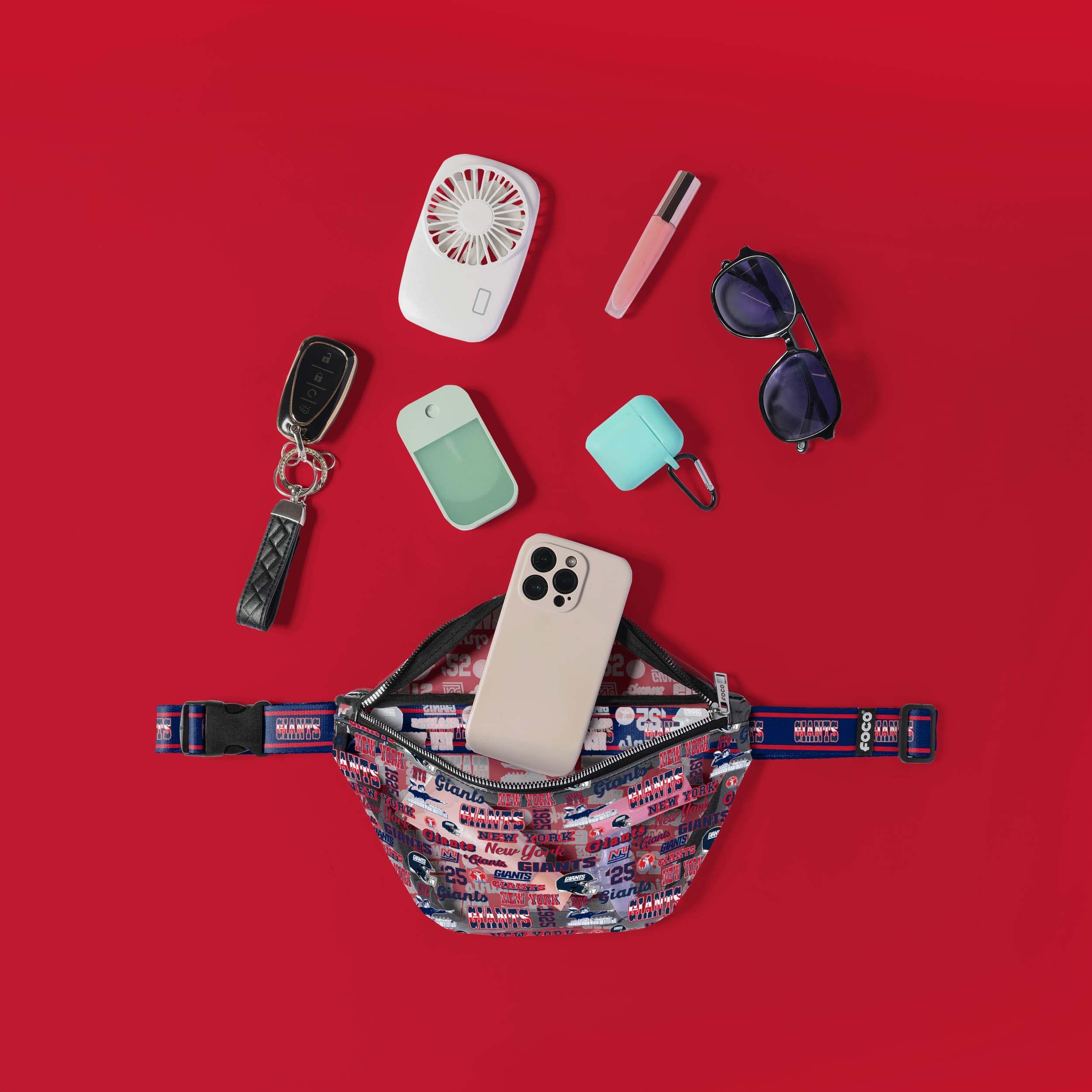 New York Giants Retro Repeat Print Clear Fanny Pack - A Must - Have for Fans!