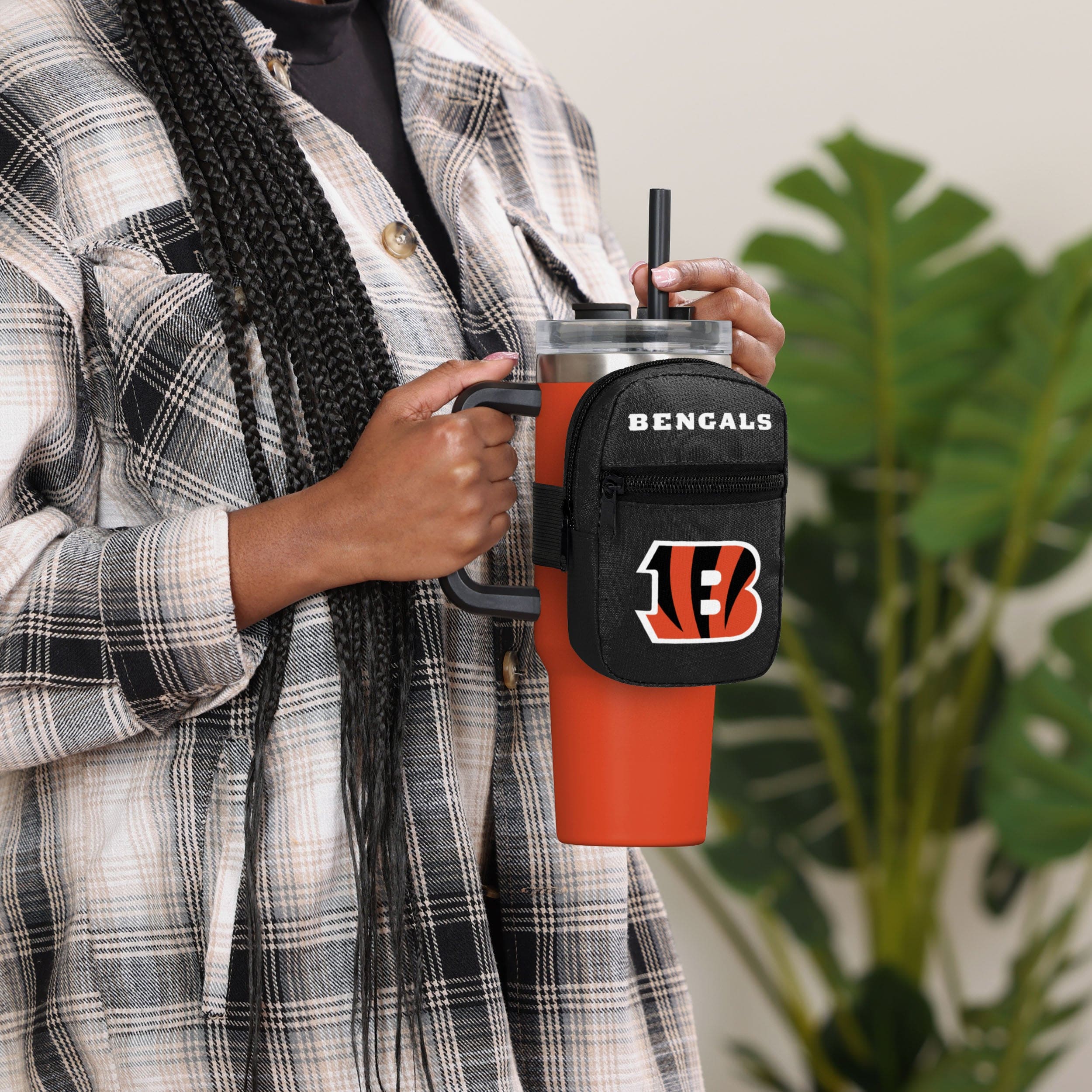 Cincinnati Bengals Tumbler Fanny Pack: Show Your Team Pride!