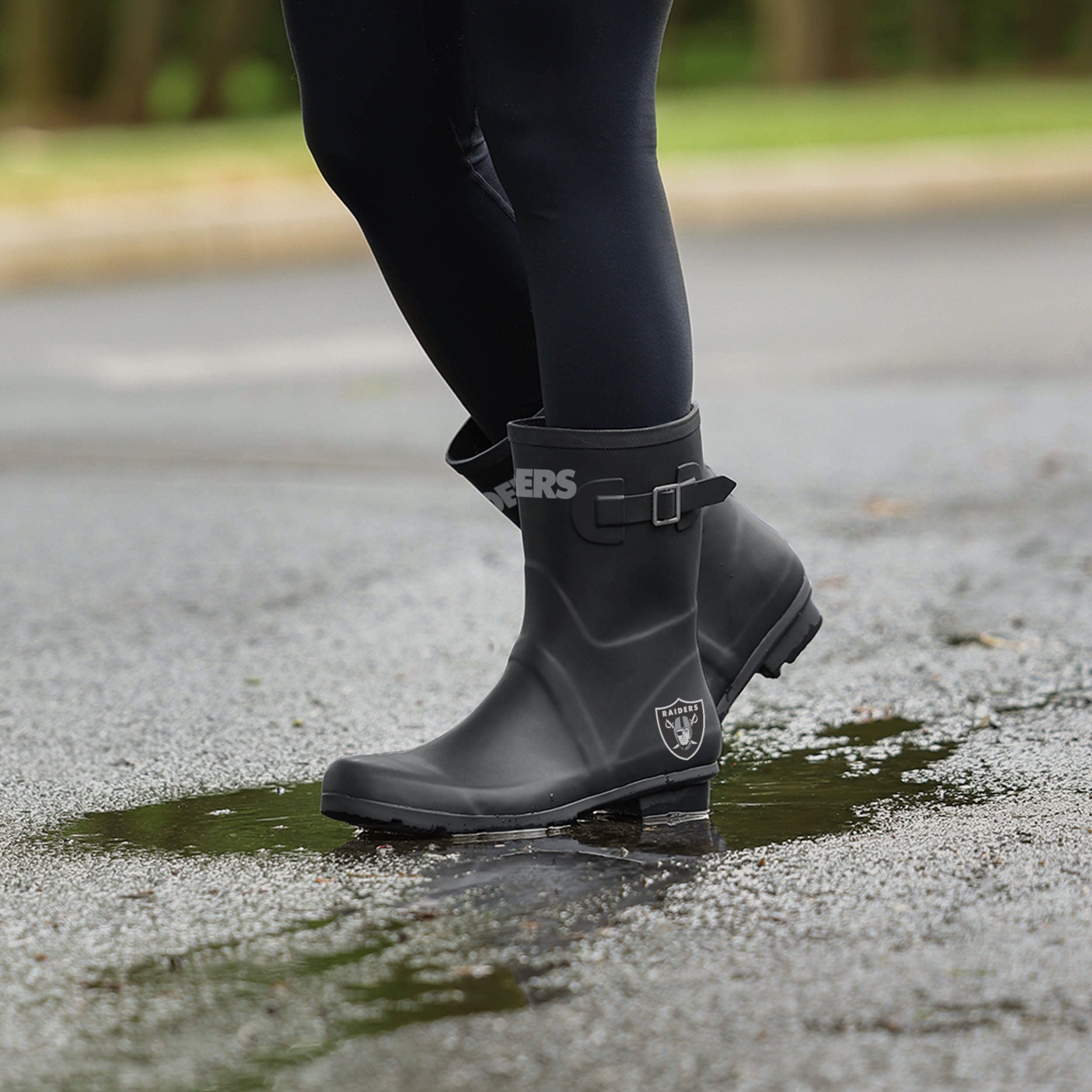 Gorgeous Las Vegas Raiders Women's Storm-Ready Rain Boots